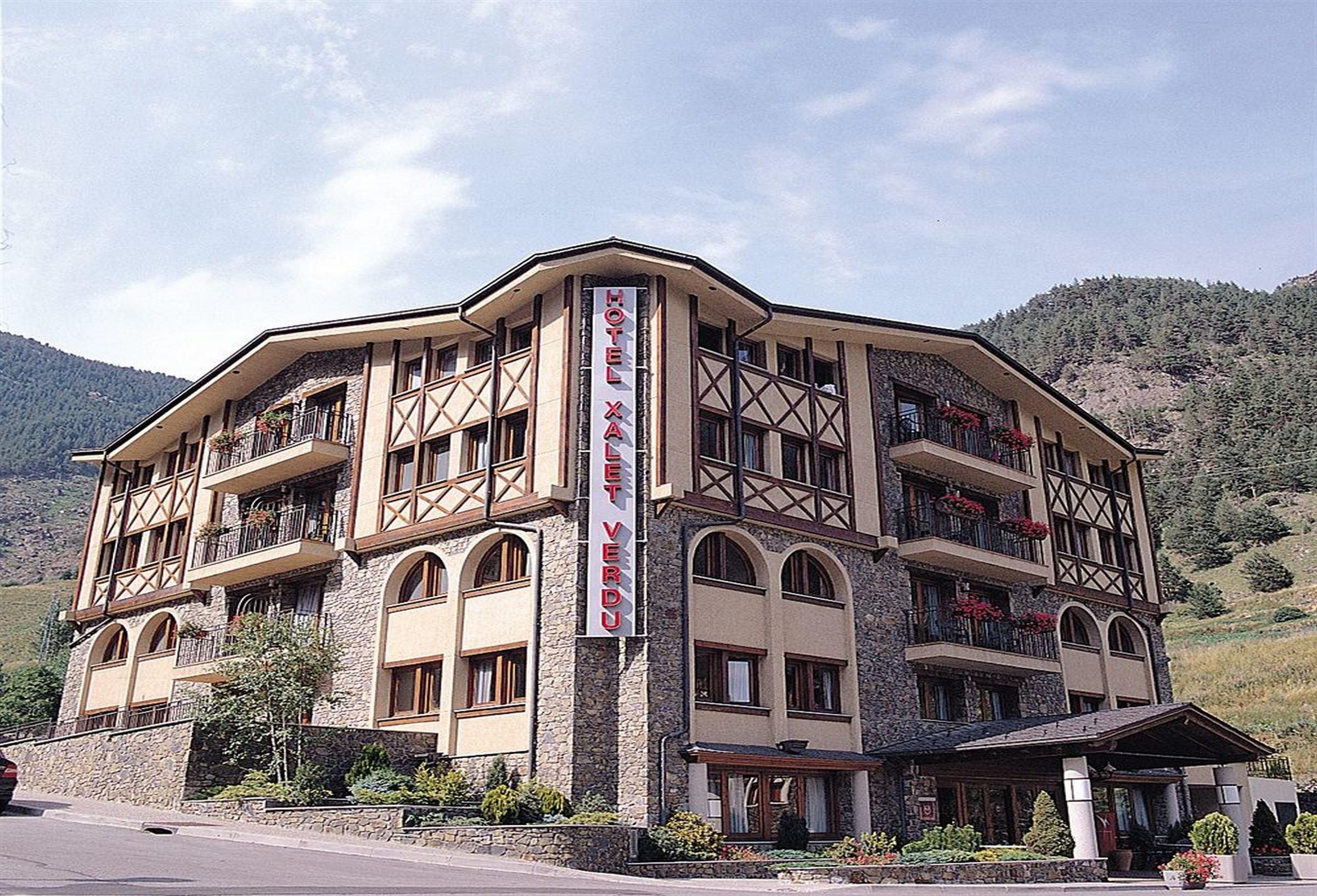 Hotel Xalet Verdu Аринсал Экстерьер фото